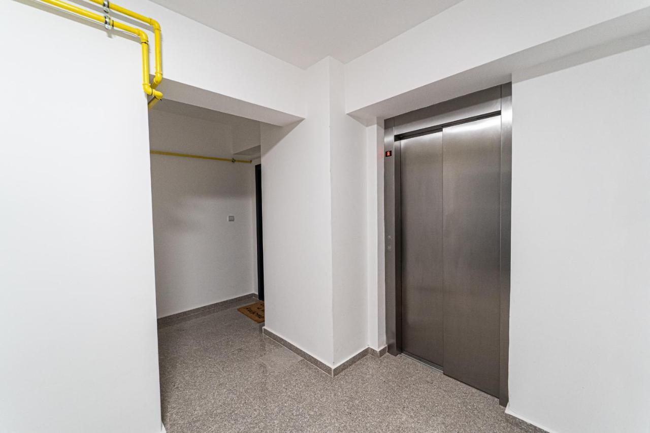 Apartament Delux Bacău Buitenkant foto
